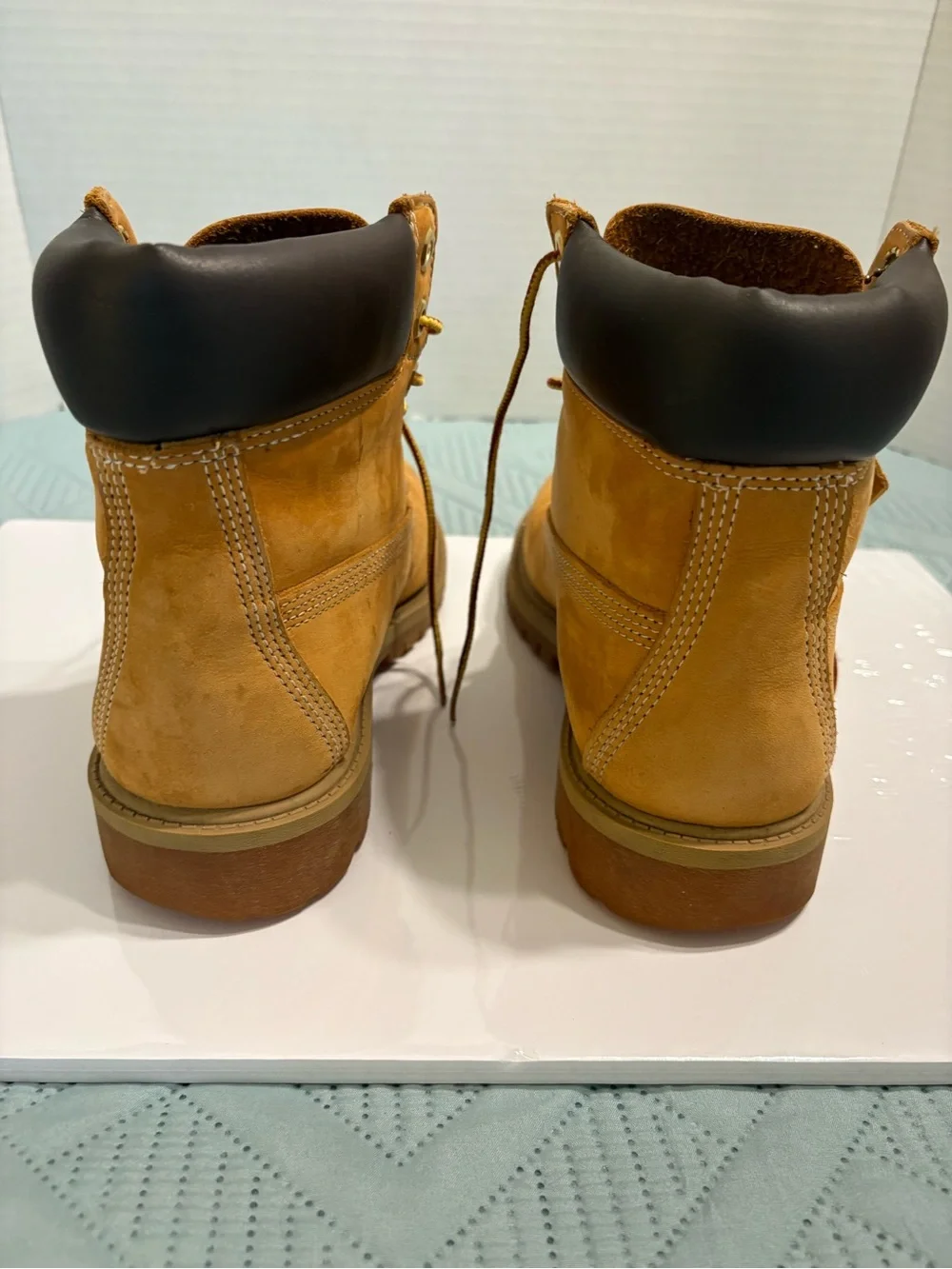 Classic Timberland 6 Inch Premium Boots Wheat Nubuck Size 5M